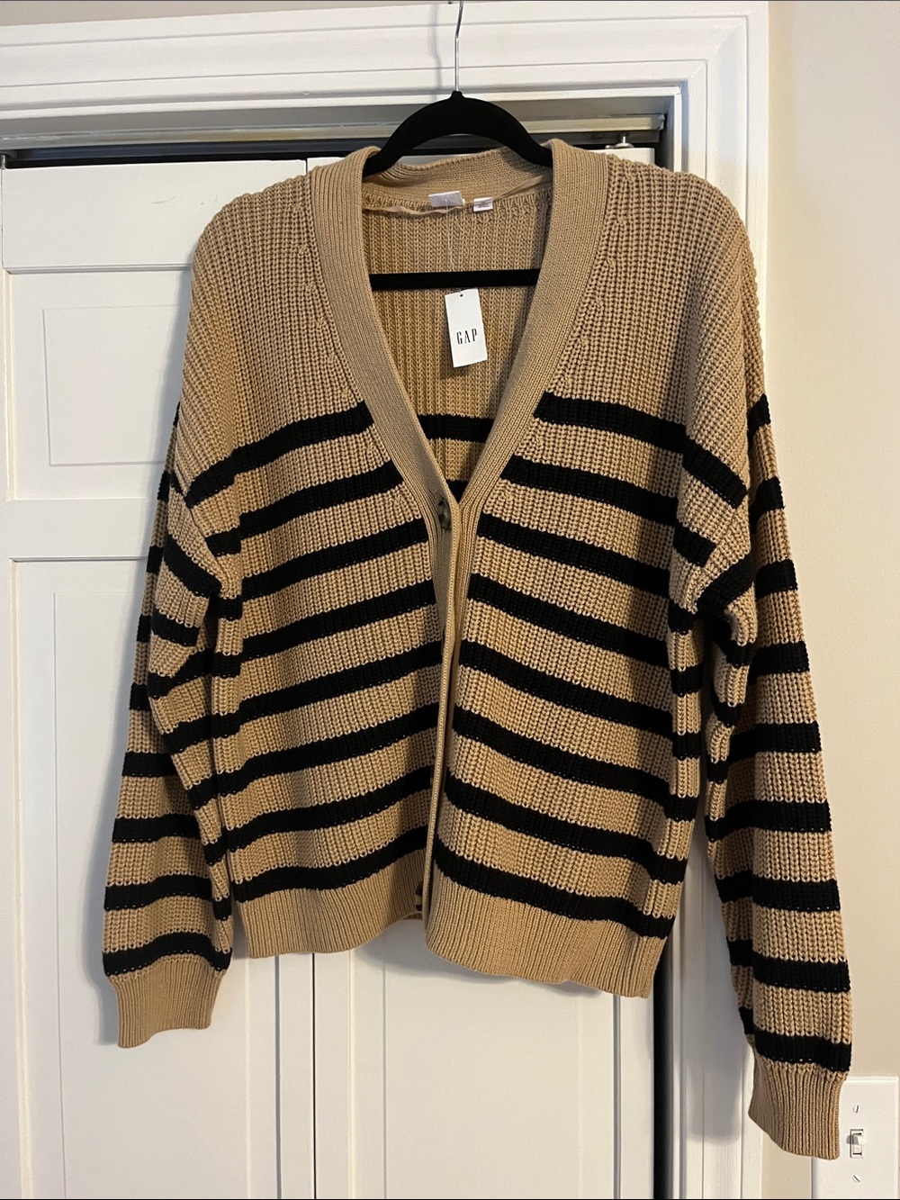 GAP Women's Beige and Black Striped Knit Cardigan